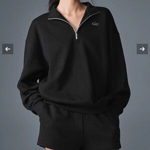 ALO Yoga Women's Black Quarter-Zip Sweater